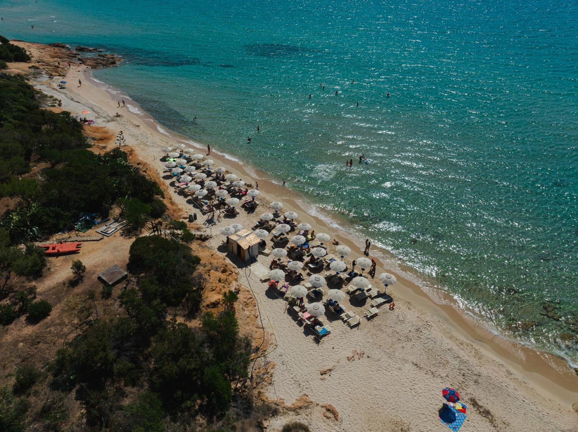 Amareclub Rocca Dorada Hotell Santa Margherita di Pula Exteriör bild