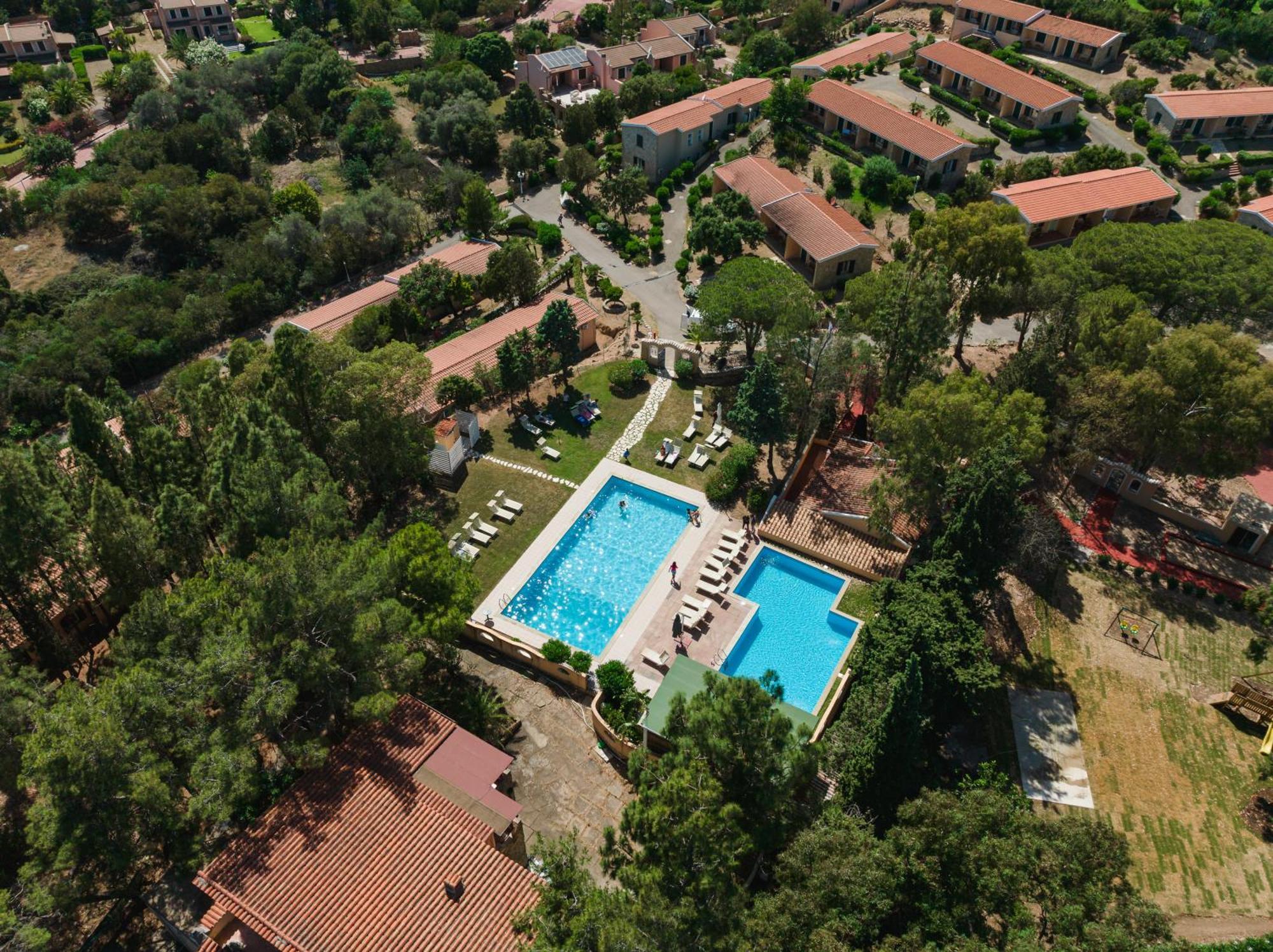 Amareclub Rocca Dorada Hotell Santa Margherita di Pula Exteriör bild